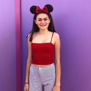 Meet your Posher, Claire